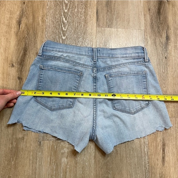 NYJD Cutt Off Shorts Size 6 Jeans Womens Blue Denim Cotton Flat Front Light Blue - Picture 11 of 14